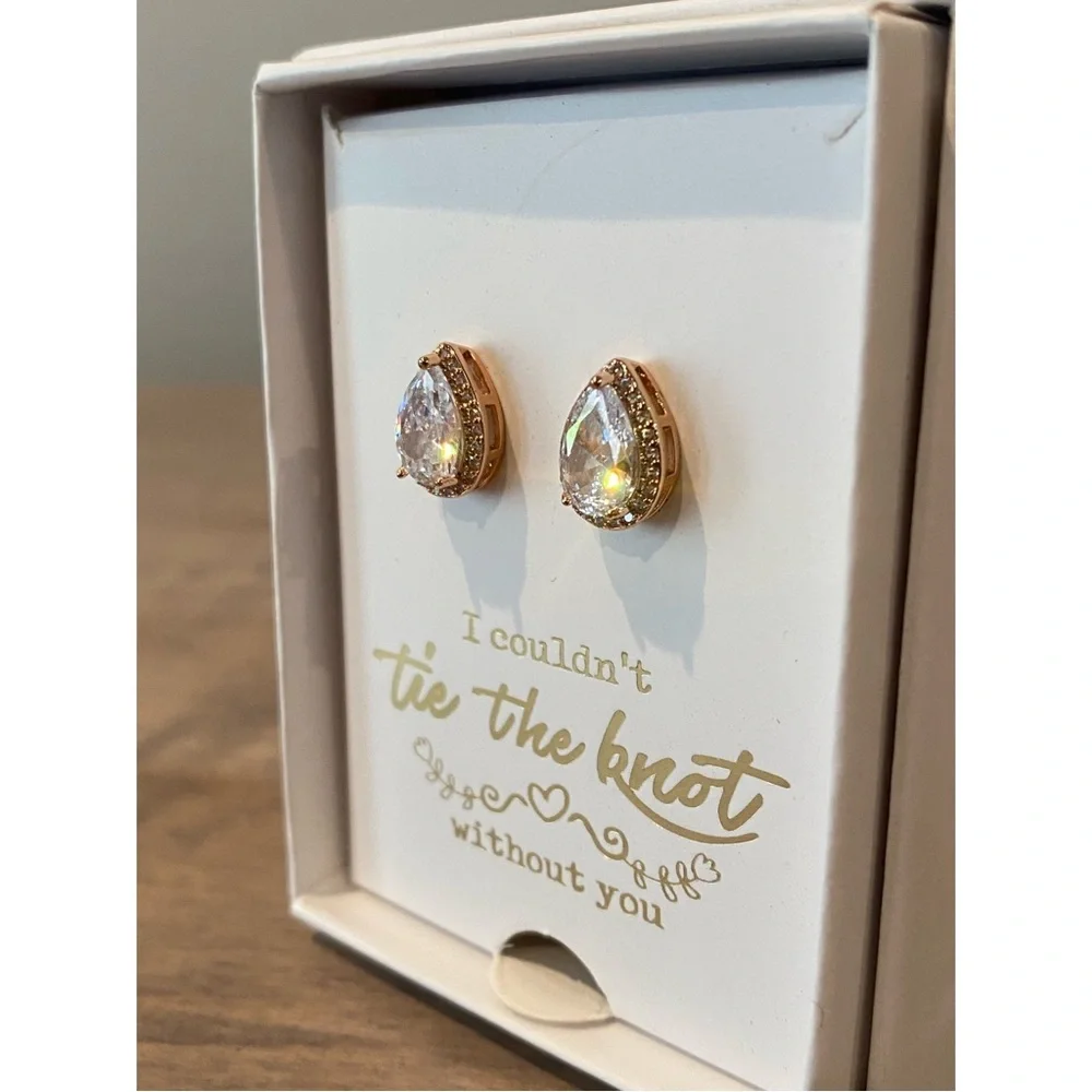 **FINAL PRICE**  Women’s Rose Gold Teardrop Earrings for Bridesmaids - Picture 2 of 2